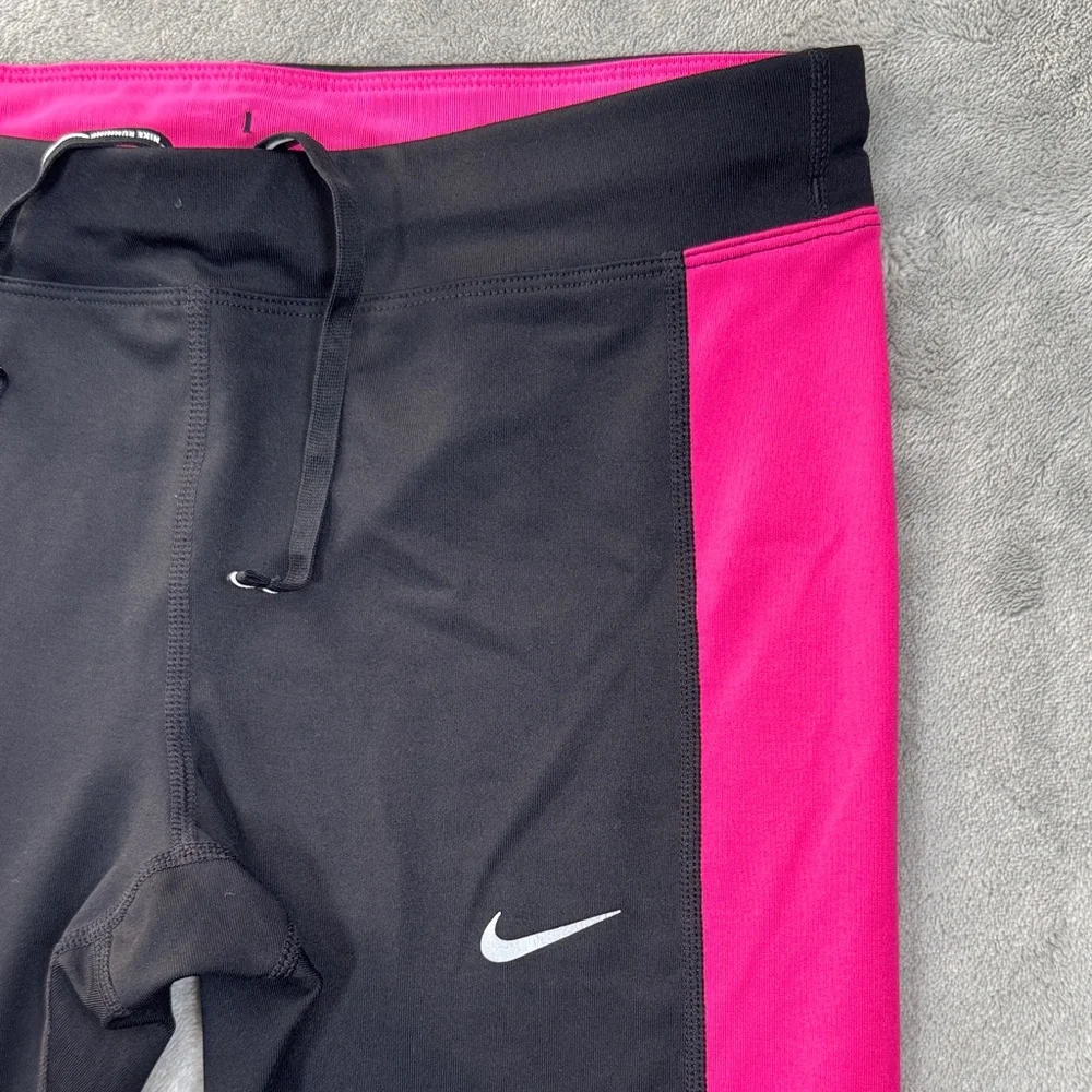 Women’s Nike Dri-Fit Cropped Leggings, size small